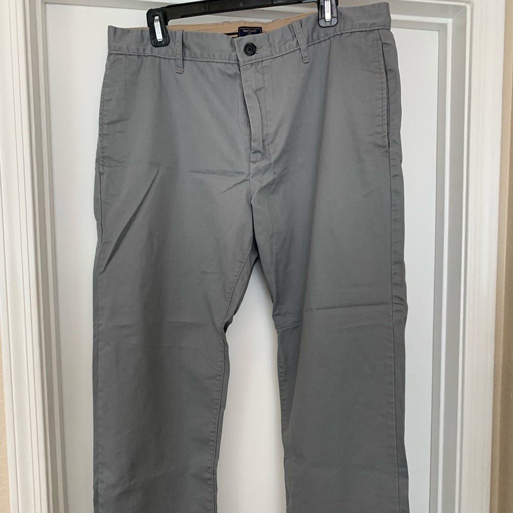 GAP pants khakis
